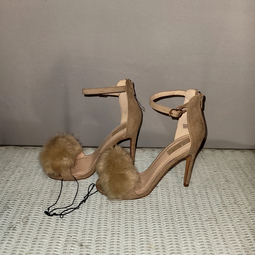 Brand new women's high heels open toes, faux fur design various sizes Natural - Picture 3 of 6